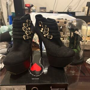Luichiny Black Heeled Boots with Gold Accents